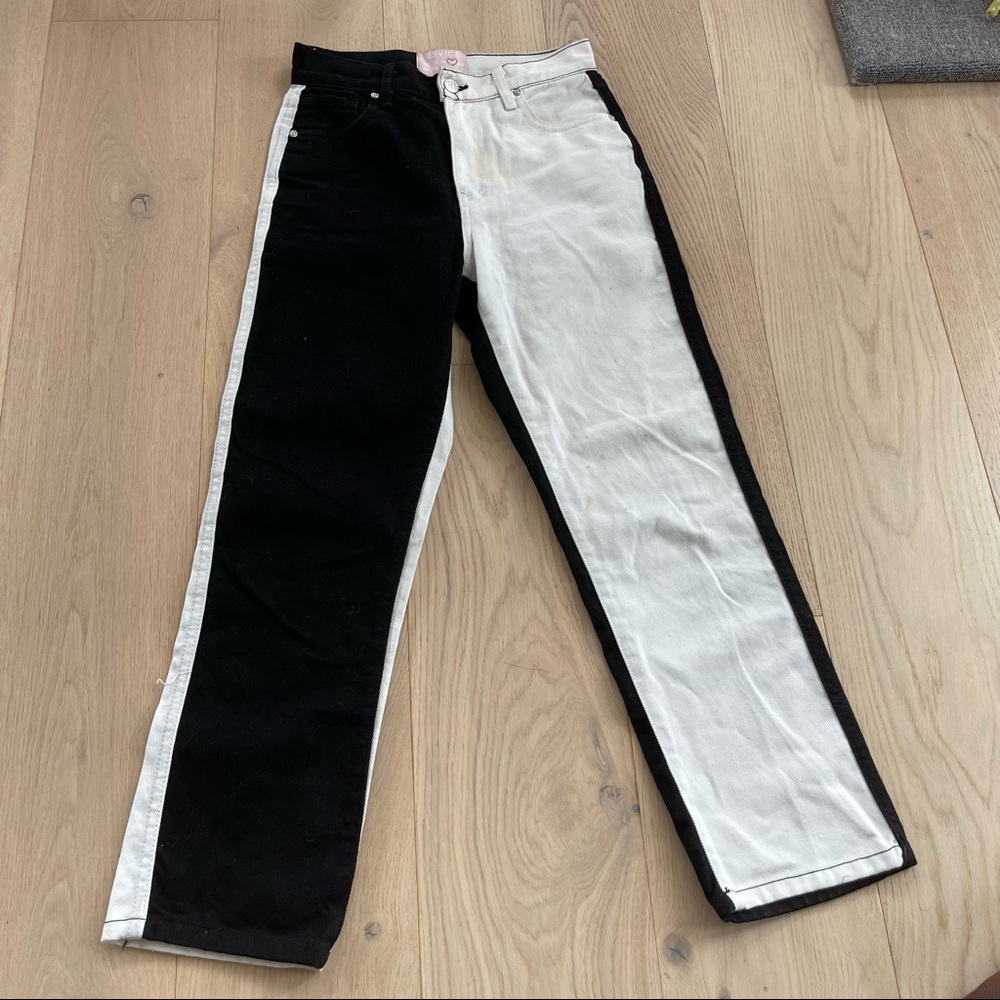 MOM JEANS
